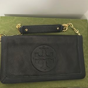USED TORY BURCH SHOULDER BAG 👜🖤
